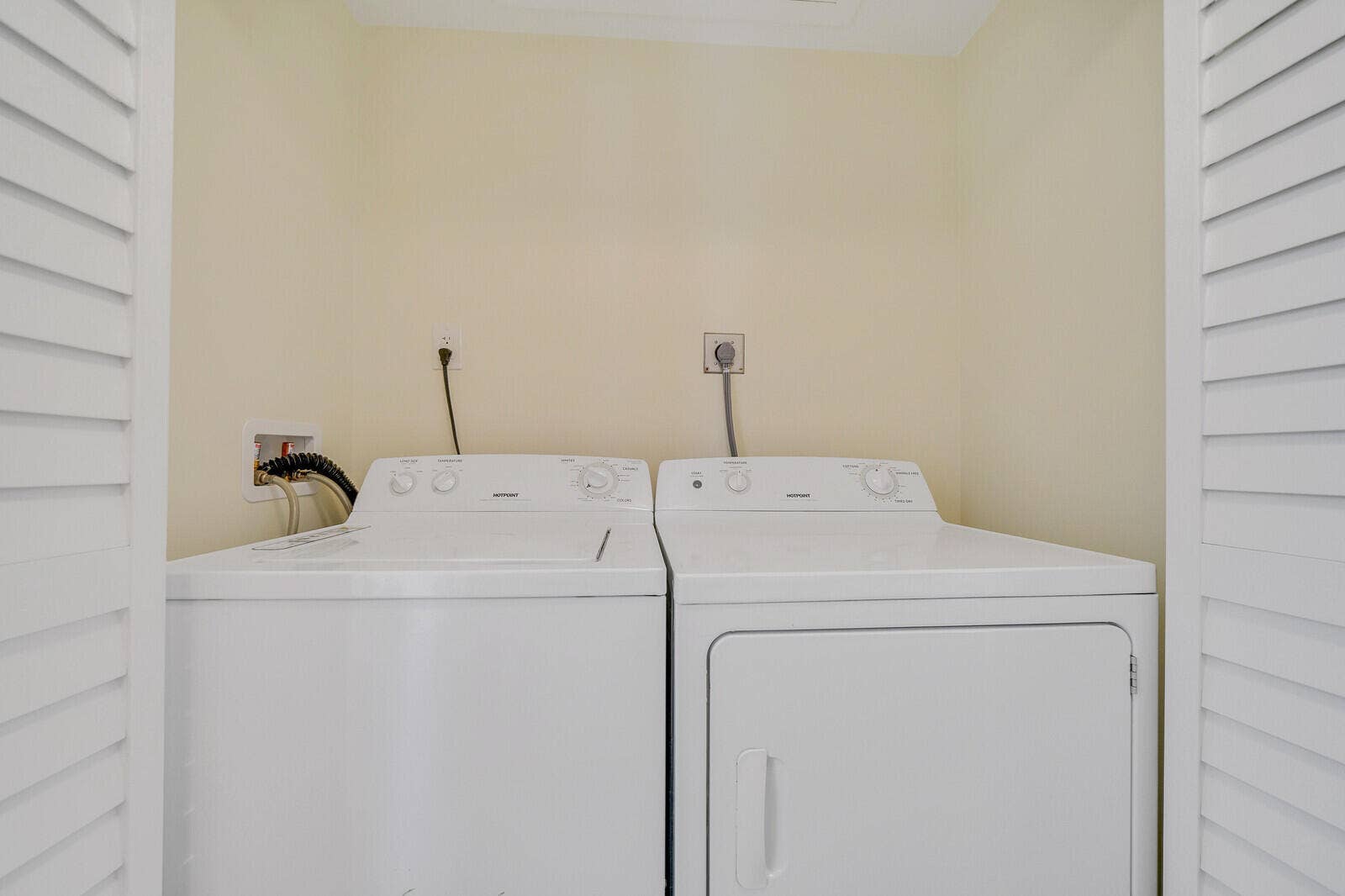 1801 S US HIGHWAY 1, #8C, Jupiter, FL 33477 Interior Laundry Closet