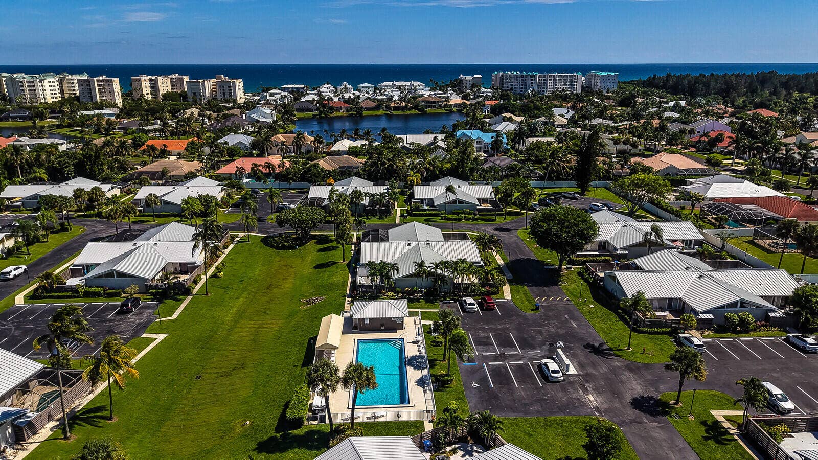 1801 S US HIGHWAY 1, #8C, Jupiter, FL 33477 Community Pool