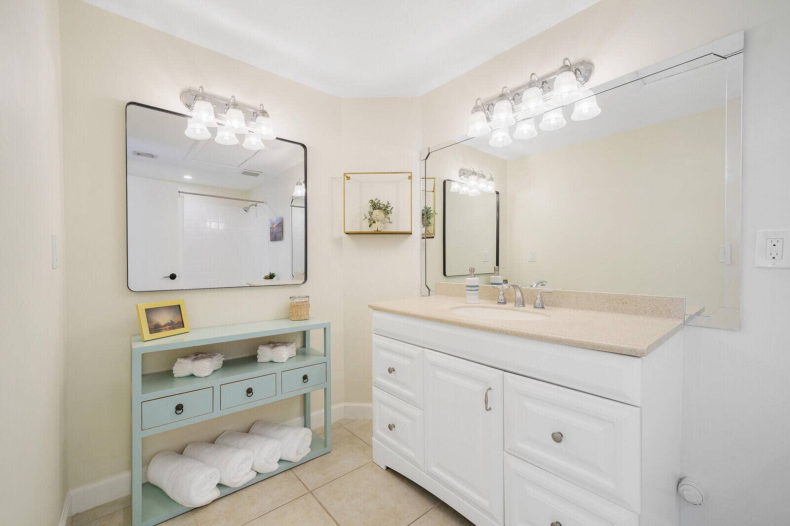1801 S US HIGHWAY 1, #8C, Jupiter, FL 33477 Primary En-Suite Bathroom