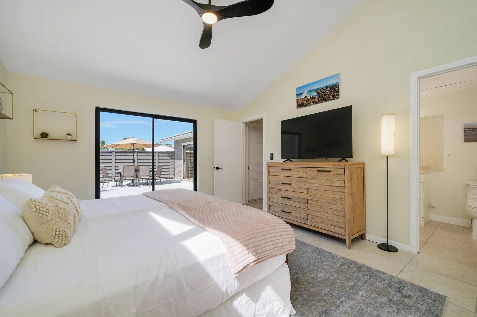 1801 S US HIGHWAY 1, #8C, Jupiter, FL 33477 Primary Suite