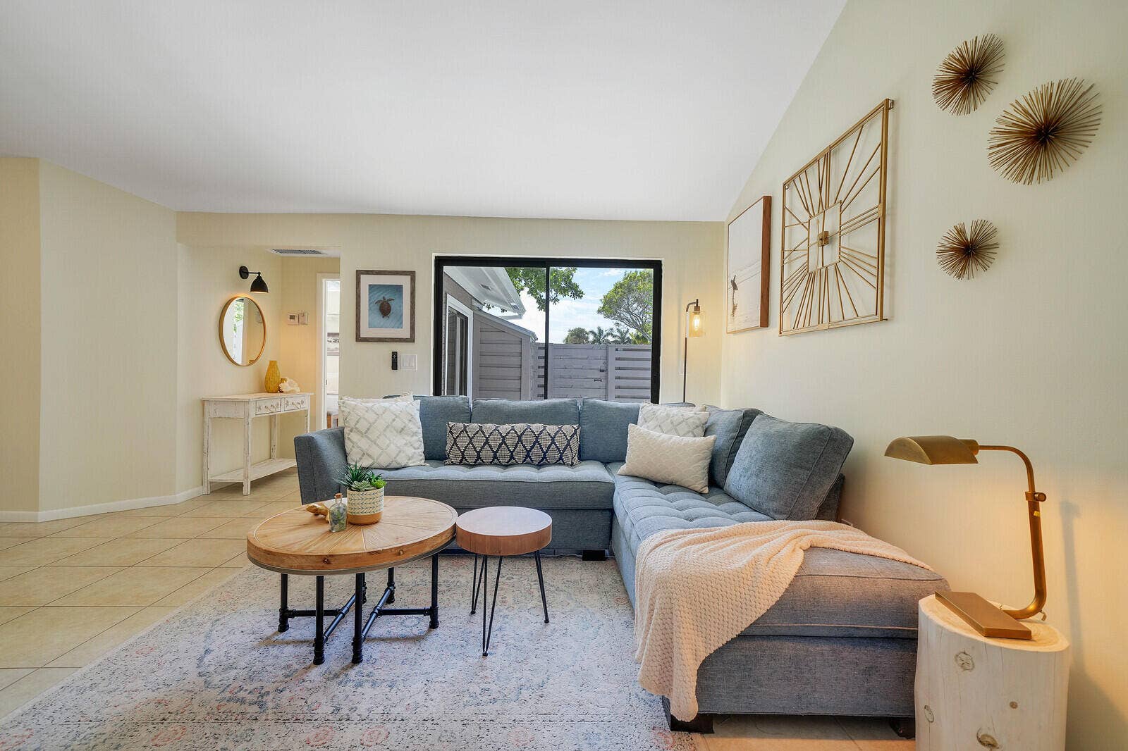 1801 S US HIGHWAY 1, #8C, Jupiter, FL 33477 Living Area