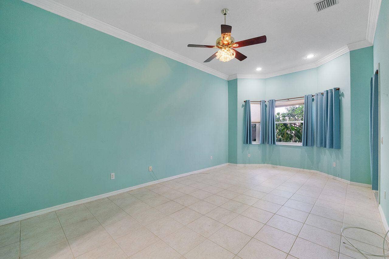 Light and bright with entrance to screened patio