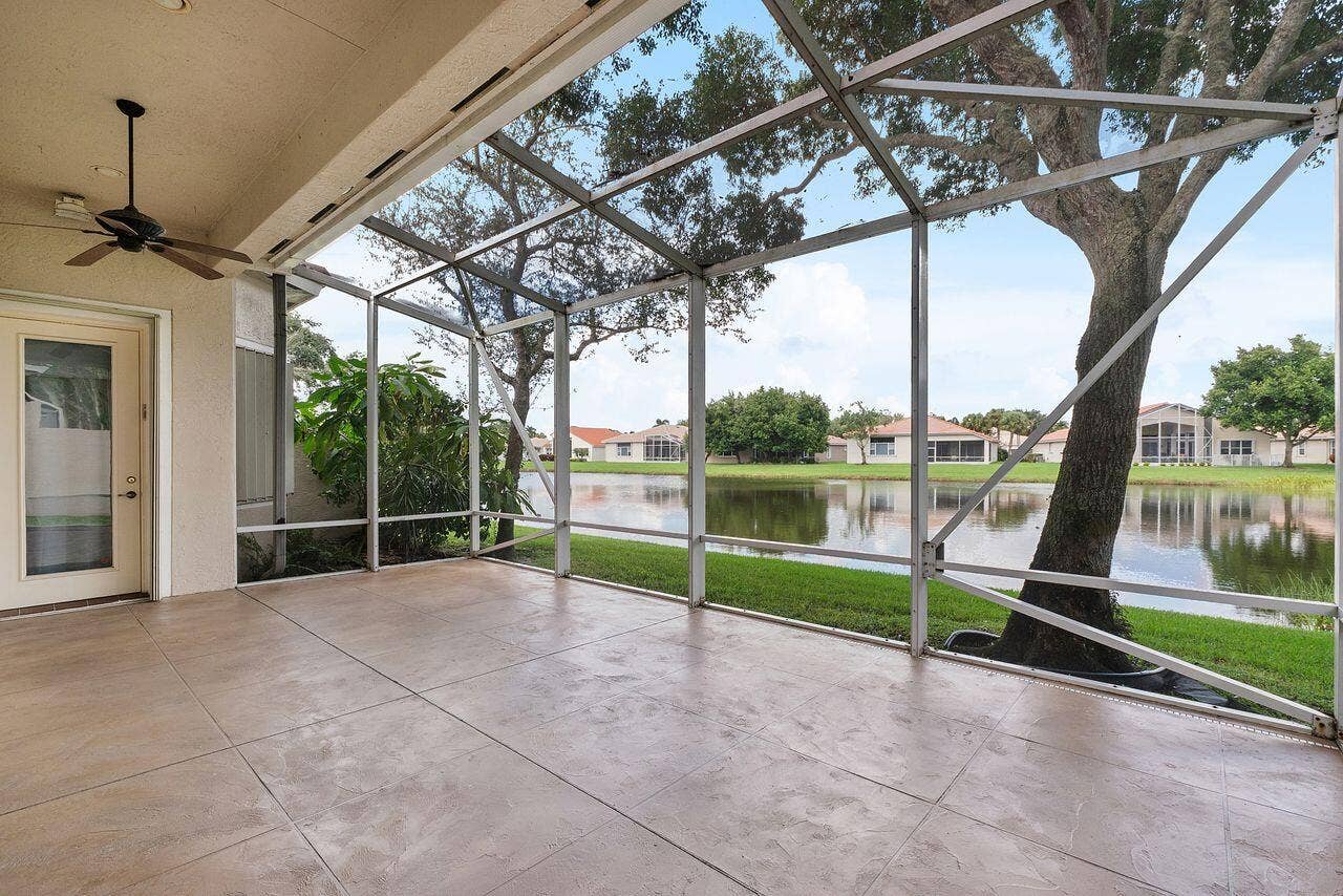 Large and totally screened in