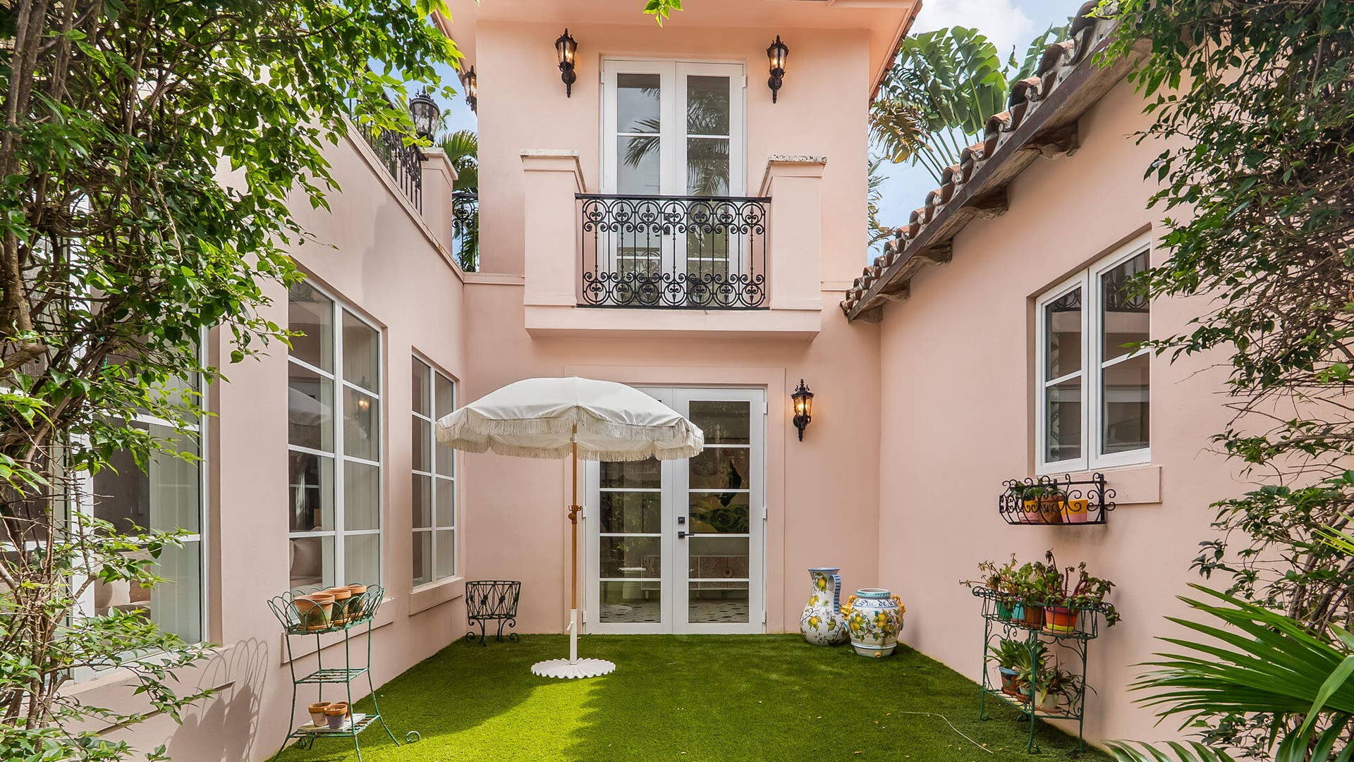 130 CARDINAL Avenue, Boca Raton, FL 33486 Courtyard