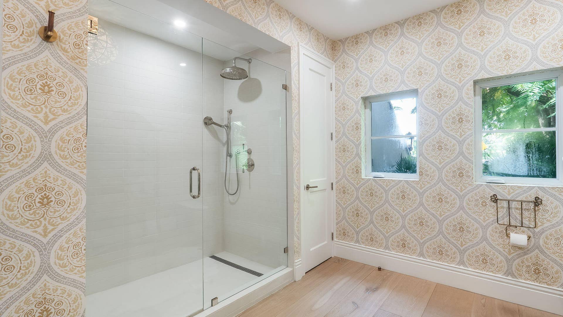 130 CARDINAL Avenue, Boca Raton, FL 33486 Primary shower