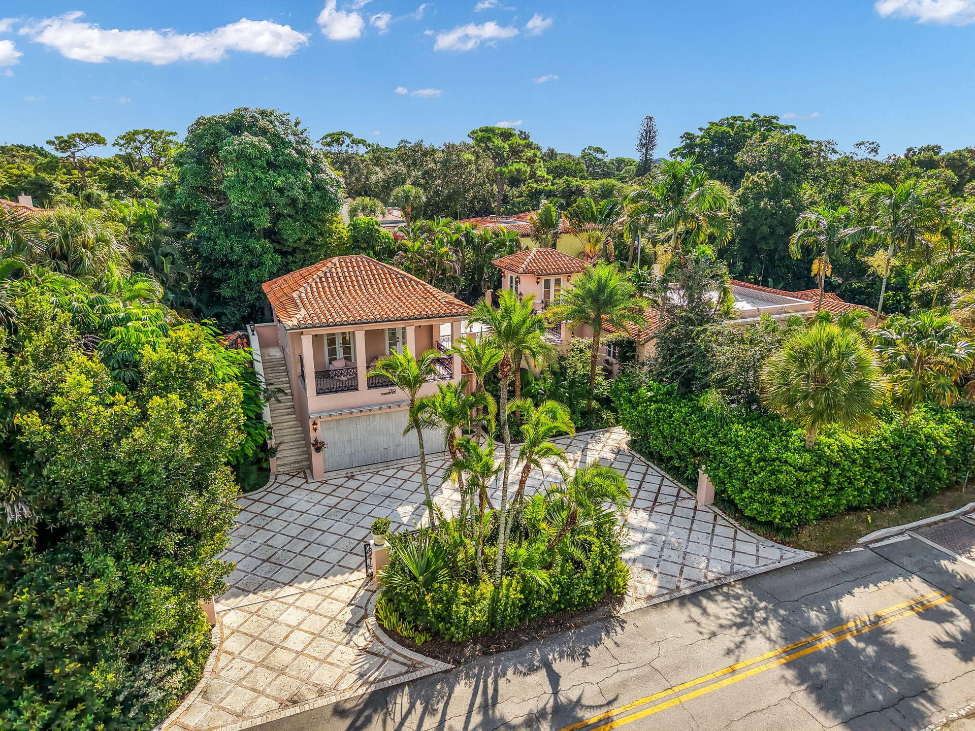 130 CARDINAL Avenue, Boca Raton, FL 33486 70-web-or-mls-DJI_20261009223453_0536_D-