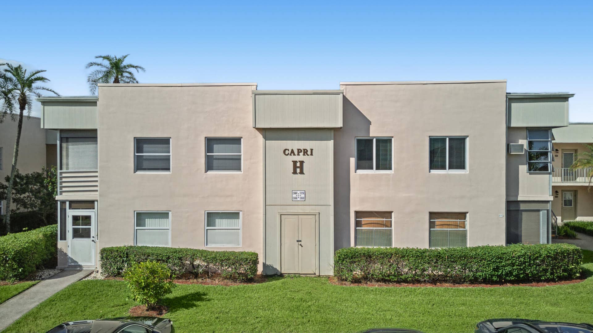 379 CAPRI H, Delray Beach, FL 33484 LG-30