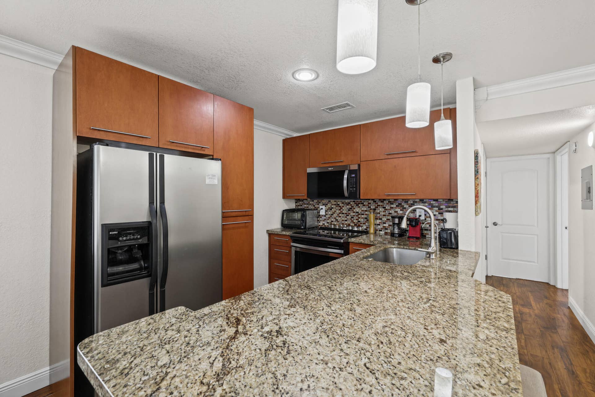 379 CAPRI H, Delray Beach, FL 33484 LG-14