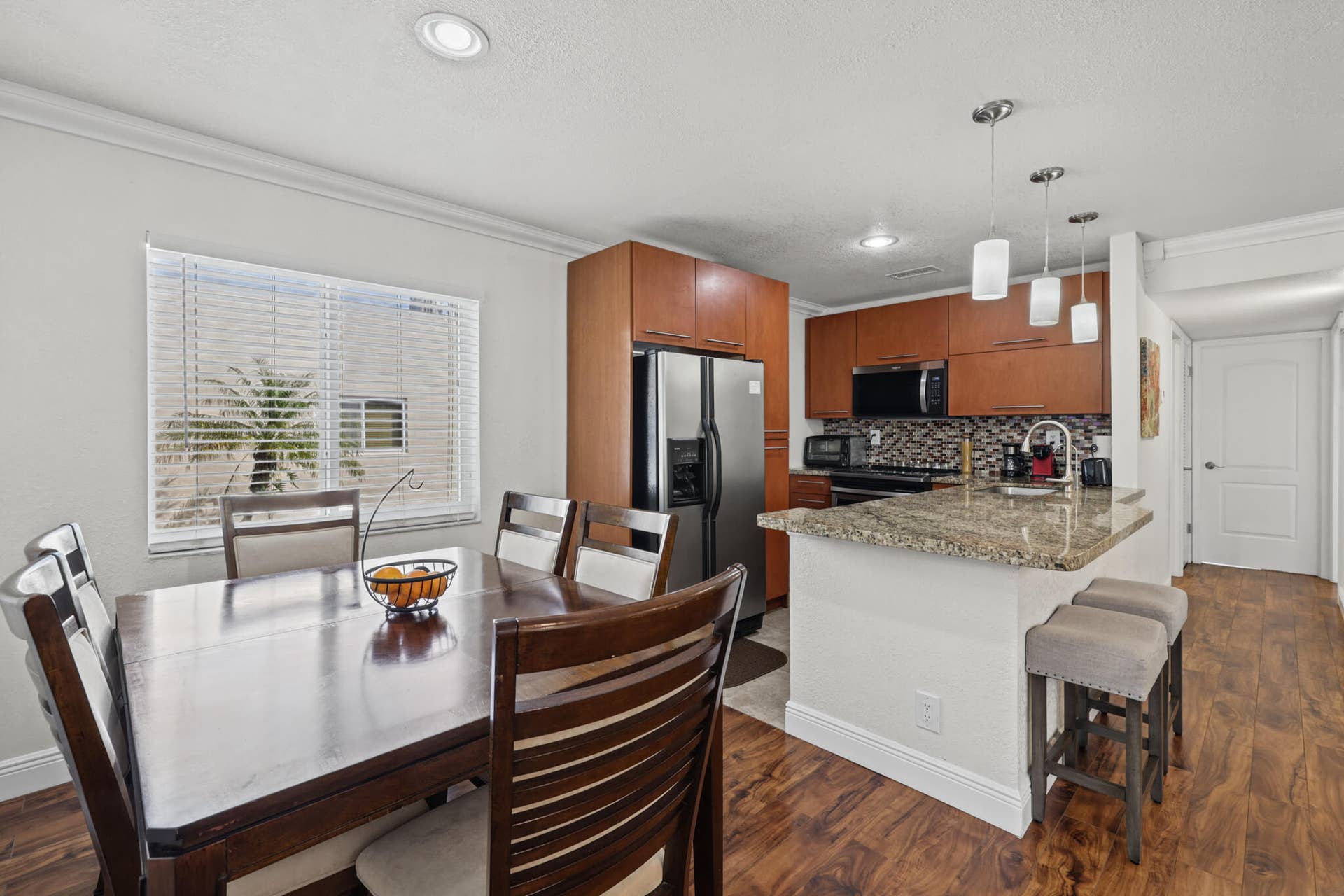 379 CAPRI H, Delray Beach, FL 33484 LG-11