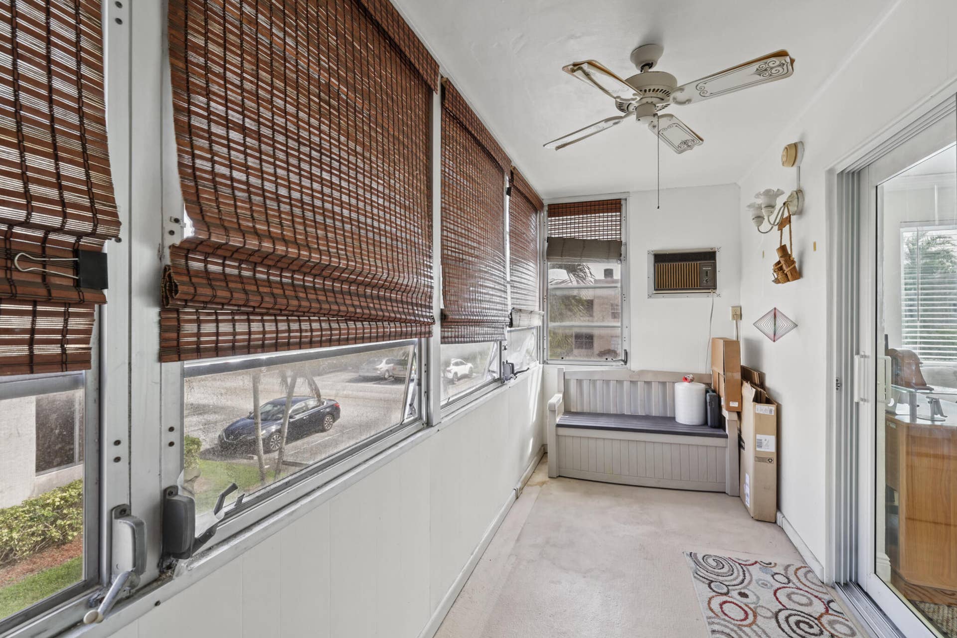 379 CAPRI H, Delray Beach, FL 33484 LG-25