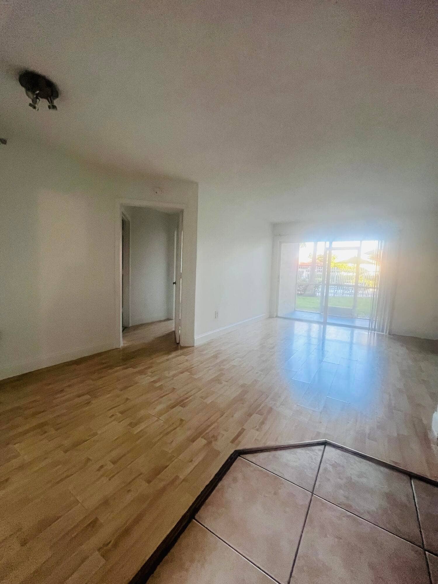 420 S PARK, #2-108, Hollywood, FL 33021 IMG_3448