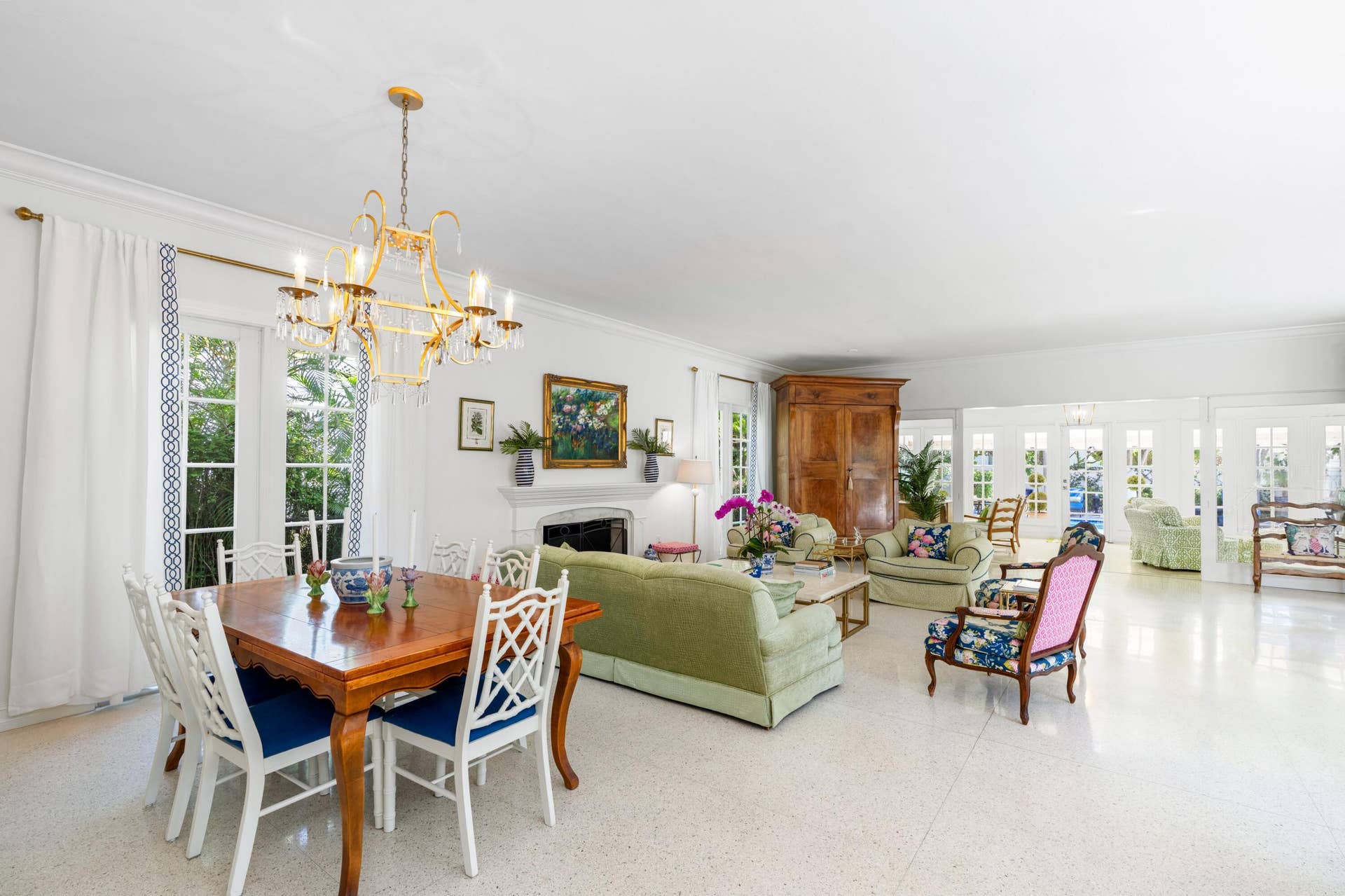 Dining Area adjacent to Family Room