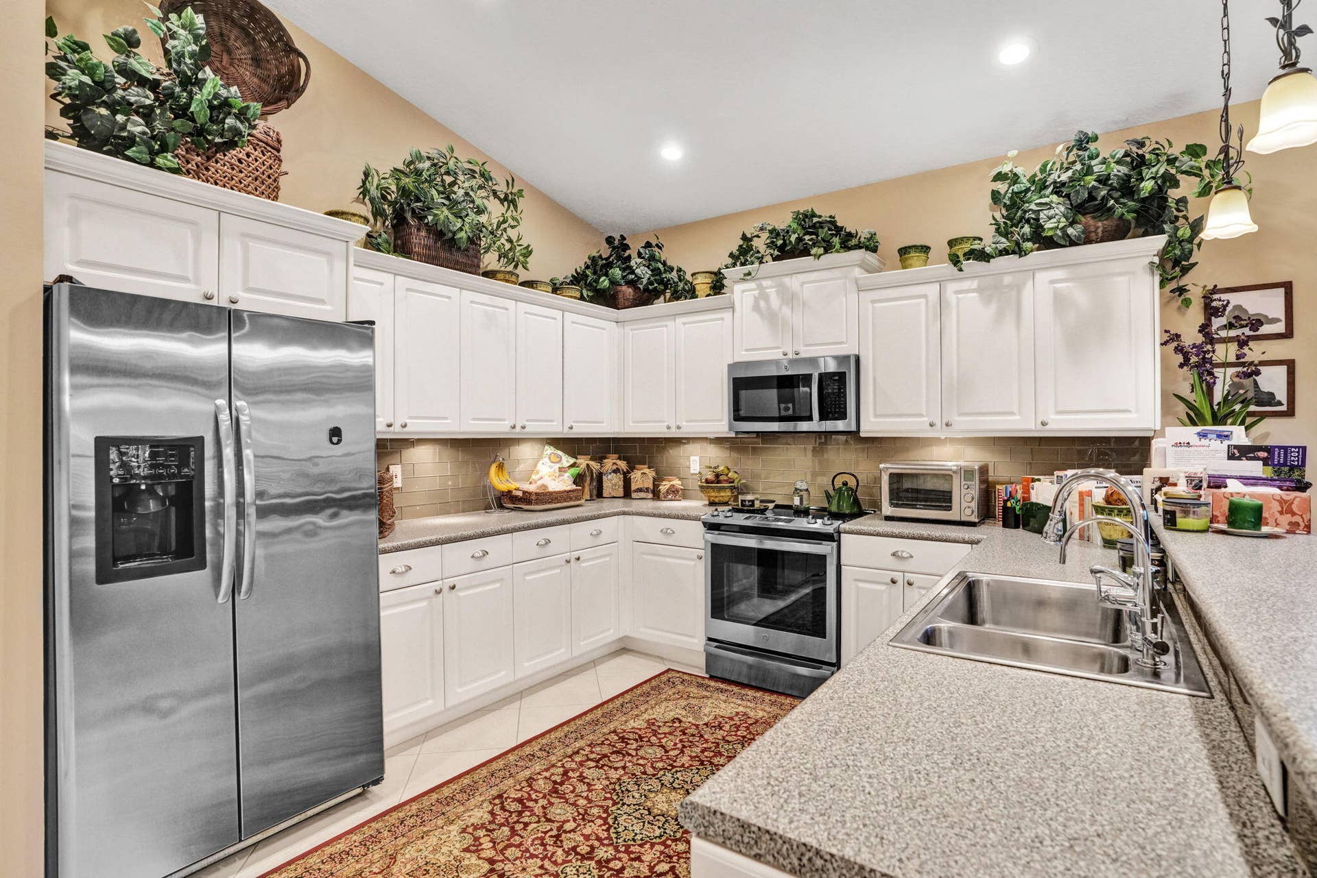 11733 CARDENAS Boulevard, Boynton Beach, FL 33437 Beautiful Kitchen with Stainless Steel Appliances