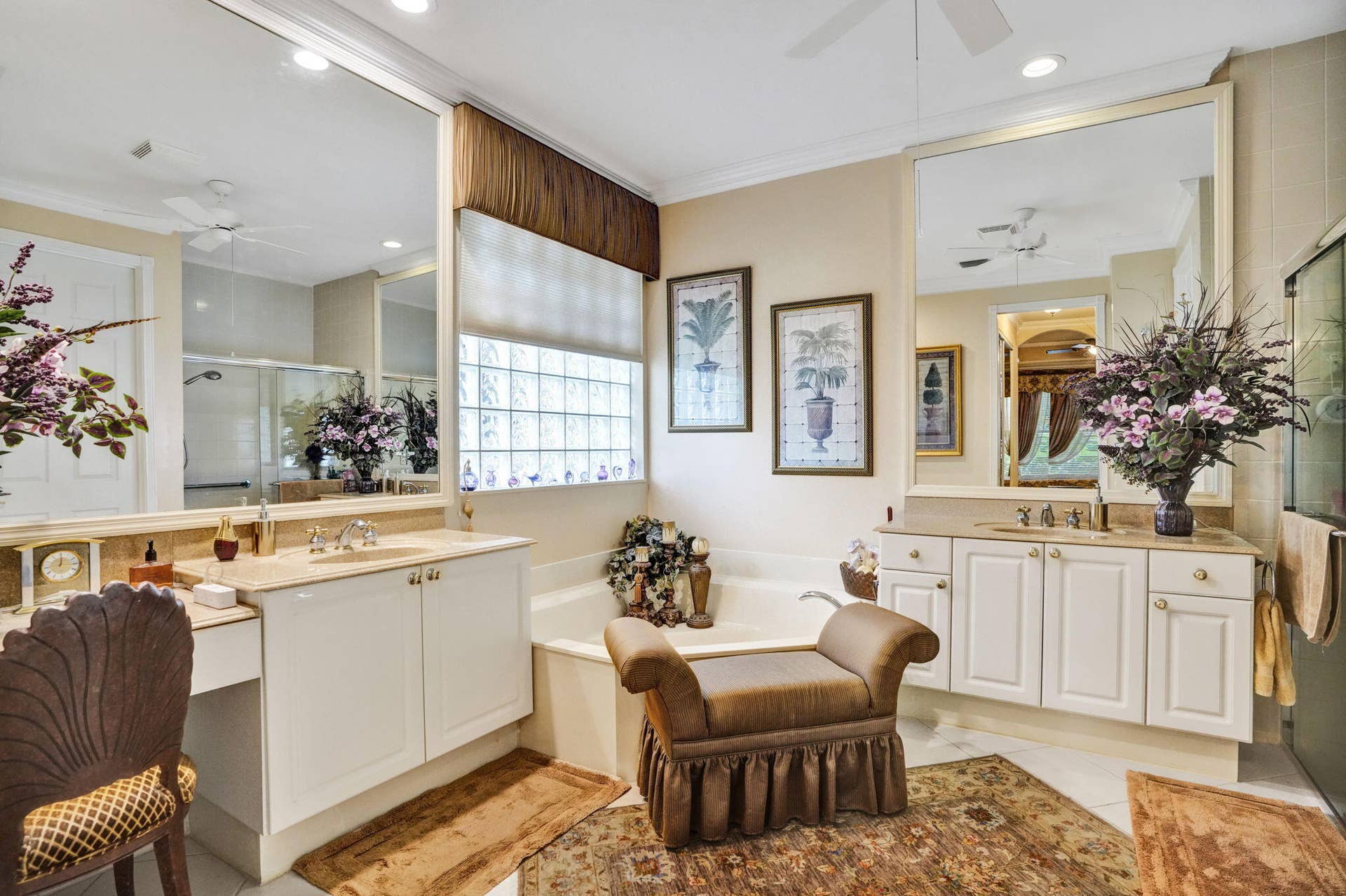11733 CARDENAS Boulevard, Boynton Beach, FL 33437 Primary Bathroom with Roman Tub, Separate Shower and Separate Dressers