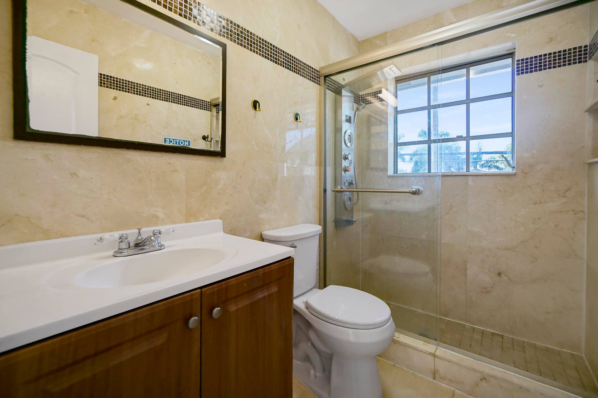 Apartment's Bathroom