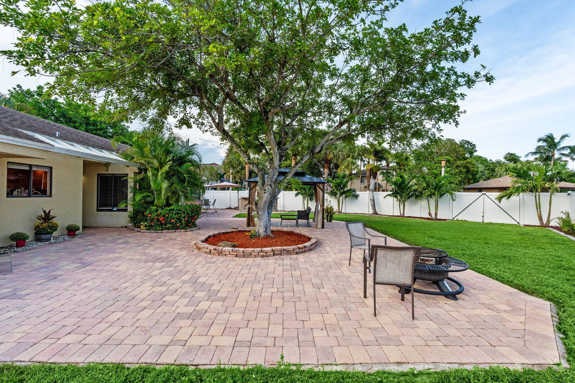 37-web-or-mls-A7400134
