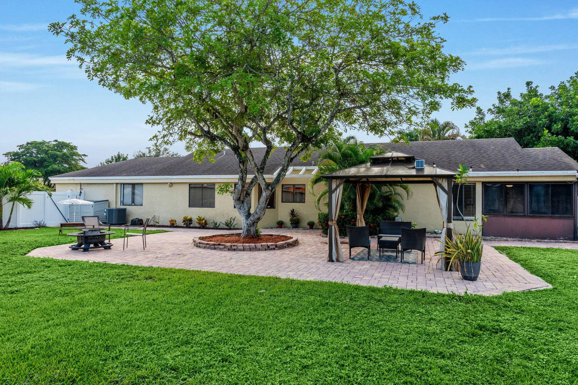 38-web-or-mls-A7400138