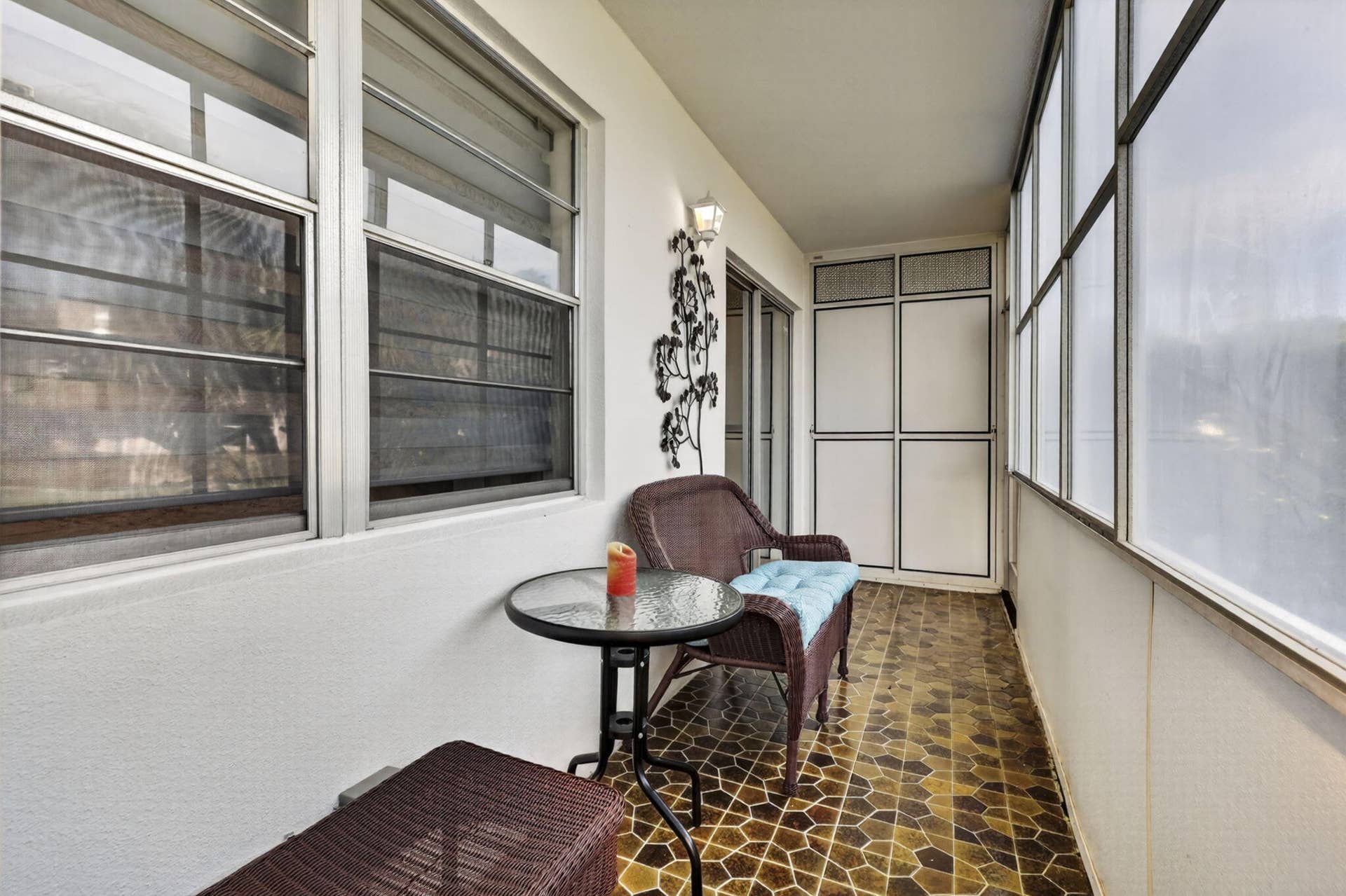324 Chatham P, #324, West Palm Beach, FL 33417 47-web-or-mls-BS1A3478