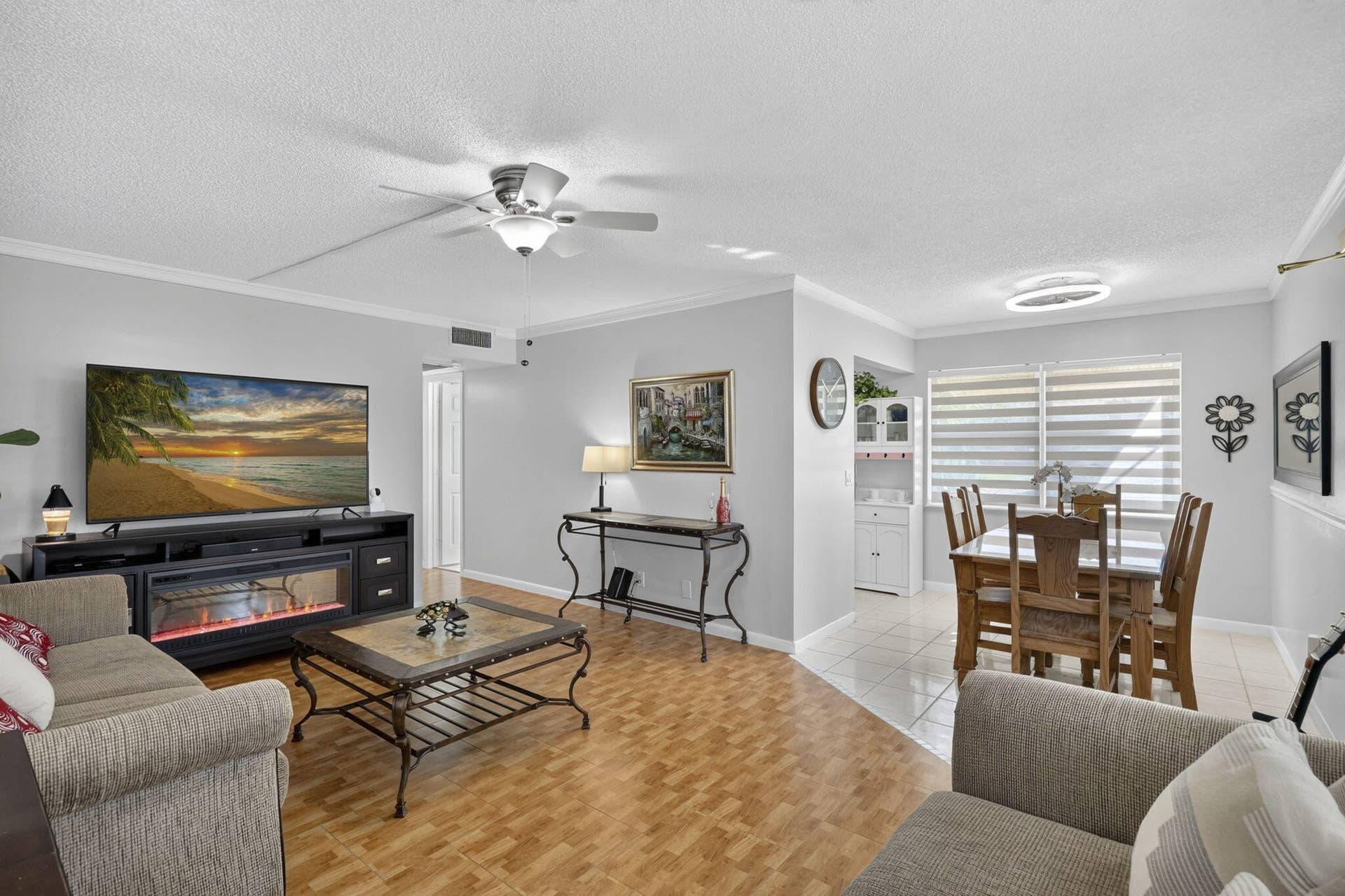 324 Chatham P, #324, West Palm Beach, FL 33417 17-web-or-mls-BS1A3358