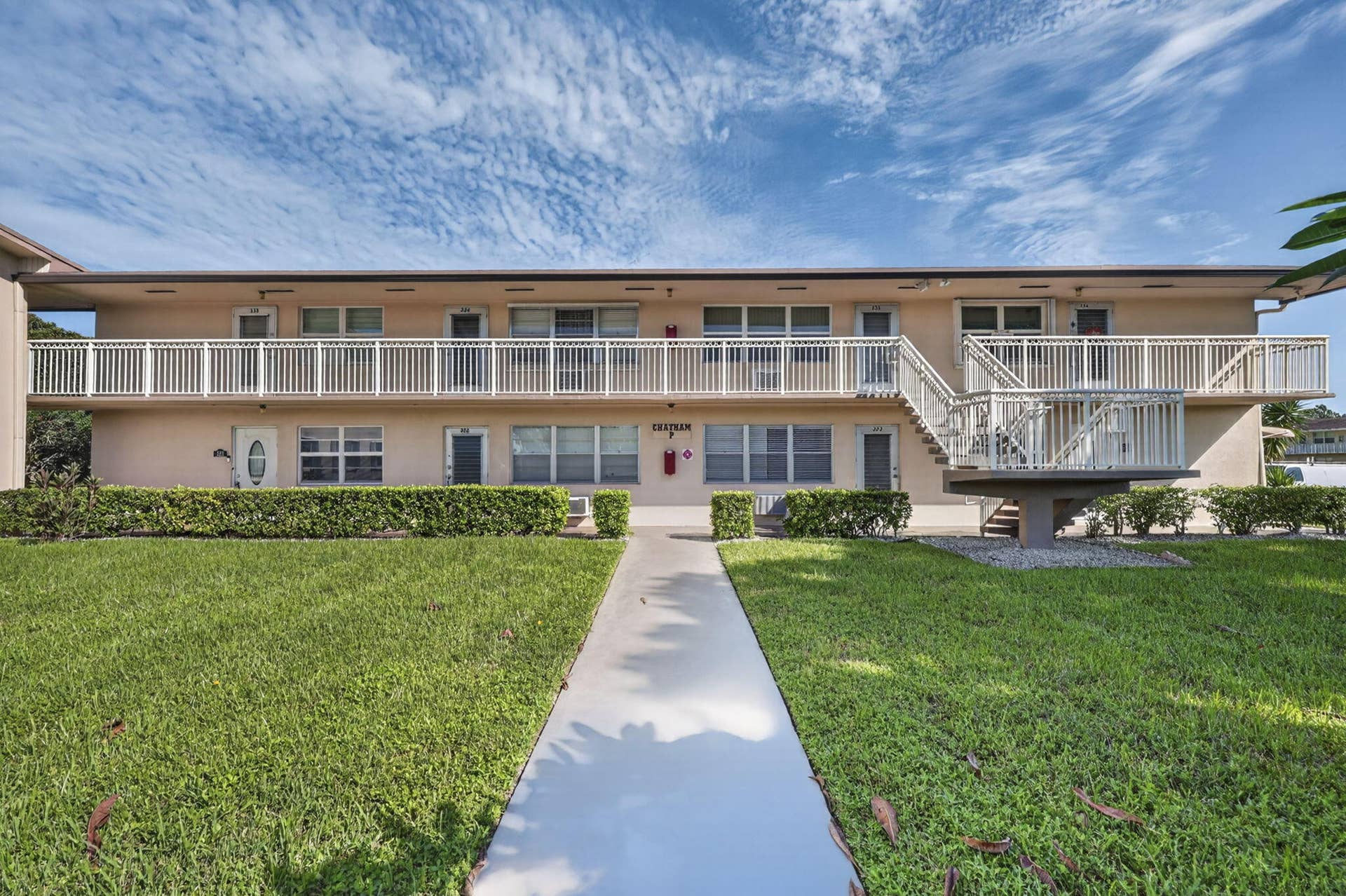 324 Chatham P, #324, West Palm Beach, FL 33417 3-web-or-mls-BS1A3574