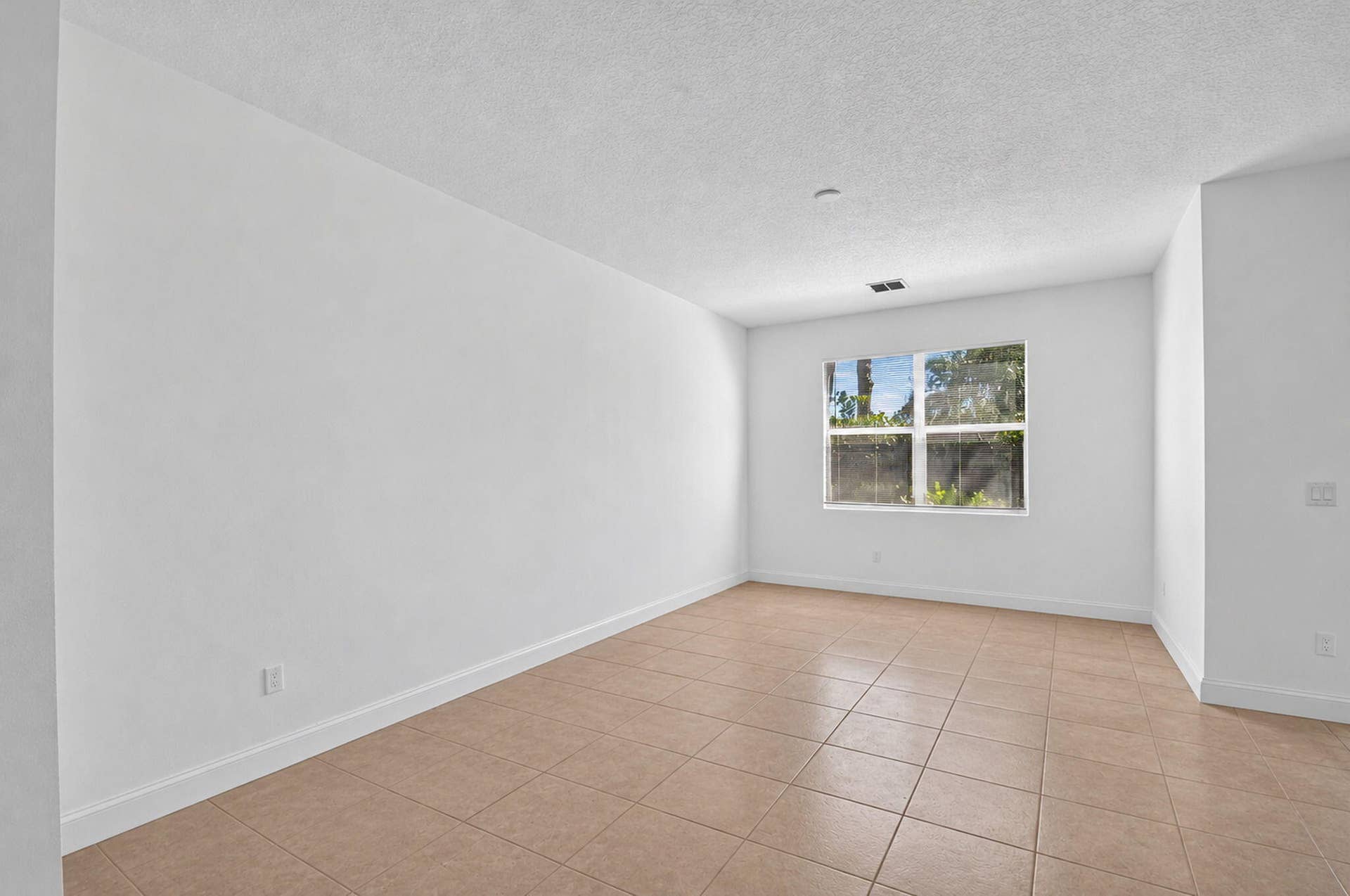 1006 Seminole Palms Drive, Greenacres, FL 33463 12-web-or-mls-DSC_5312