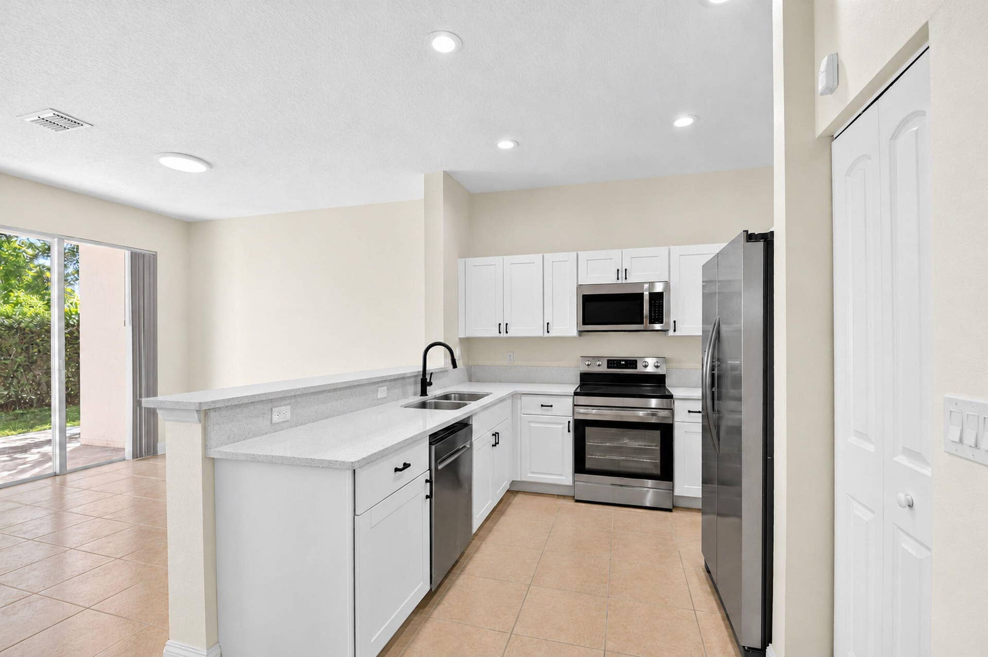 1006 Seminole Palms Drive, Greenacres, FL 33463 8-web-or-mls-DSC_5293
