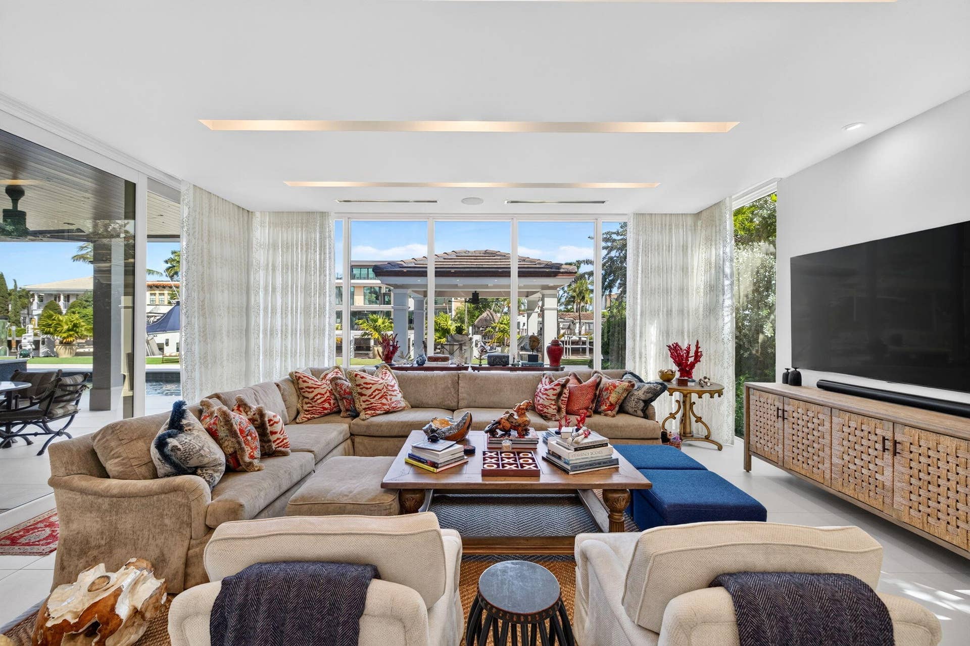 41_Family Room - View 2