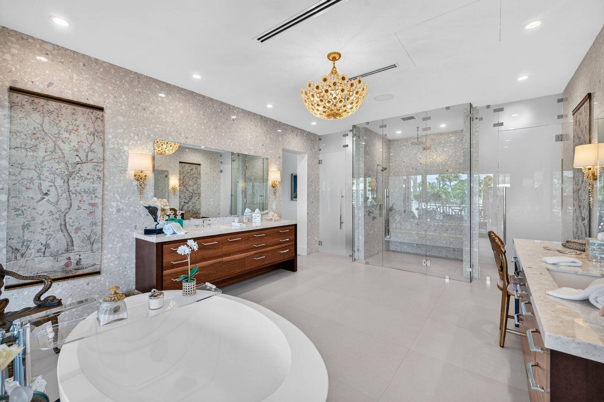84_Primary Bathroom - View 4