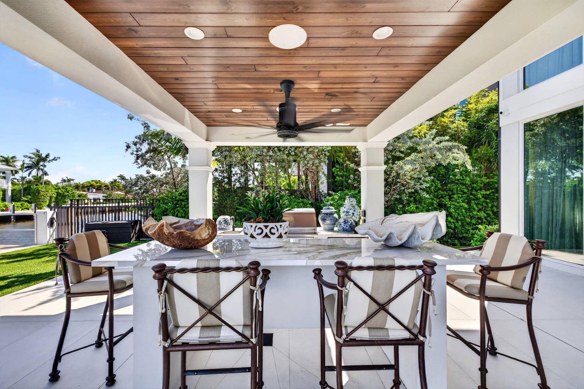 135_Outdoor Dining Pavilion