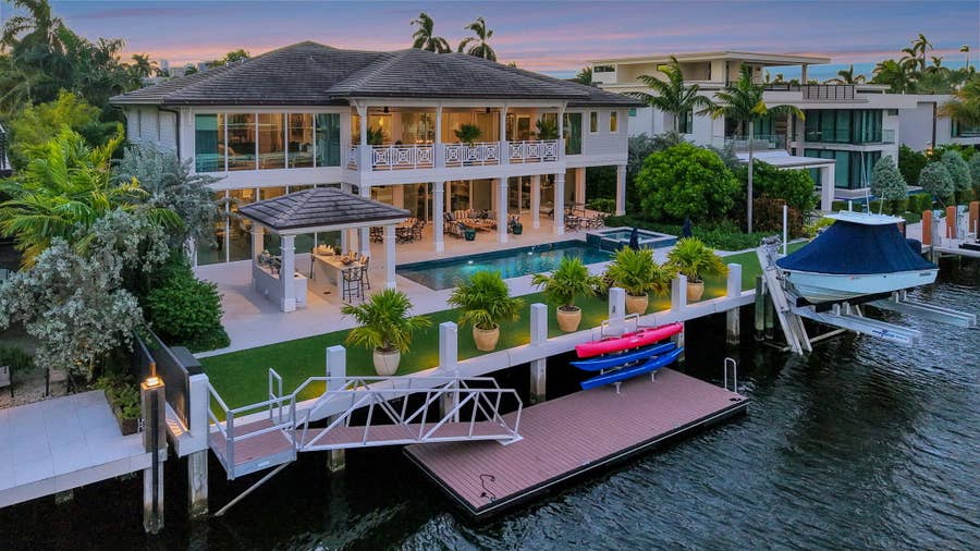 Property photo for 650 ISLE OF PALMS Drive, Fort Lauderdale, FL