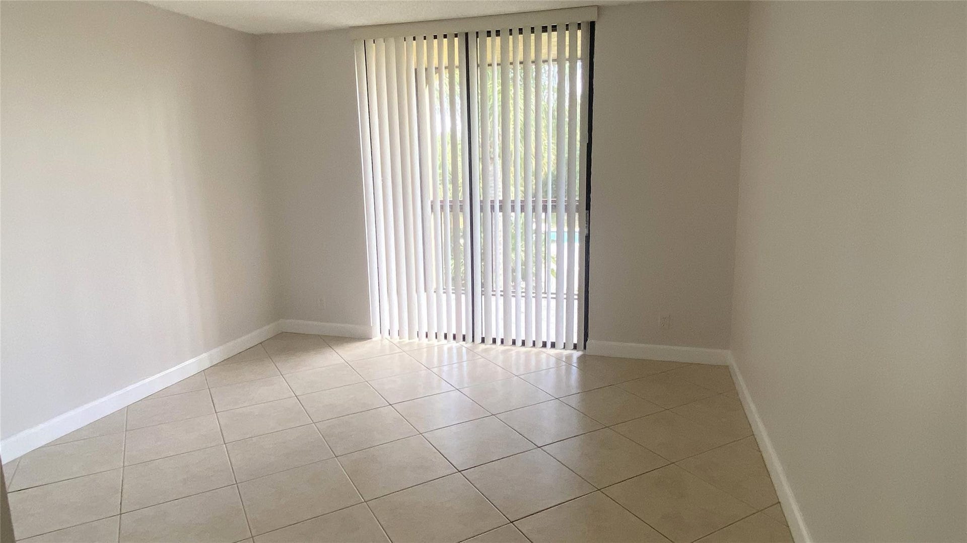 733 SE 1ST Way, #302, Deerfield Beach, Deerfield Beach, FL 33441 Photo 11