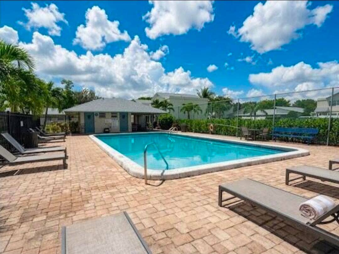 3001 NW 4th Terrace, #150, Pompano Beach, FL 33064 Screenshot_20261007_231954_Flexmls Pro