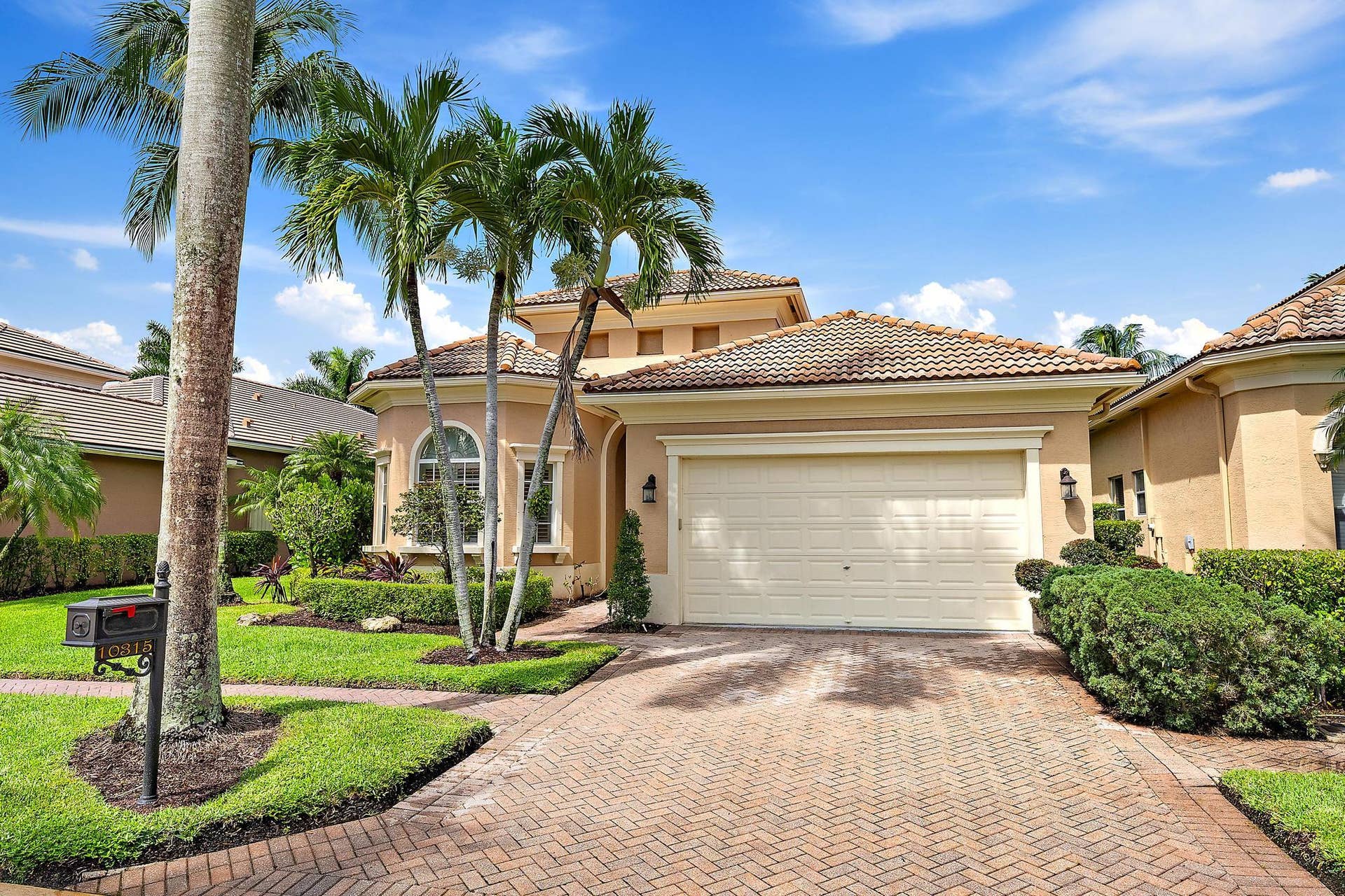 10315 Terra Lago Dr-20