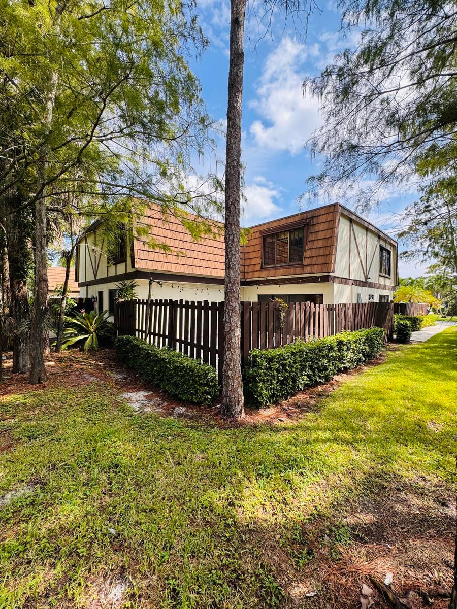 Property photo for 142 WEYBRIDGE Circle, #C, Royal Palm Beach, FL