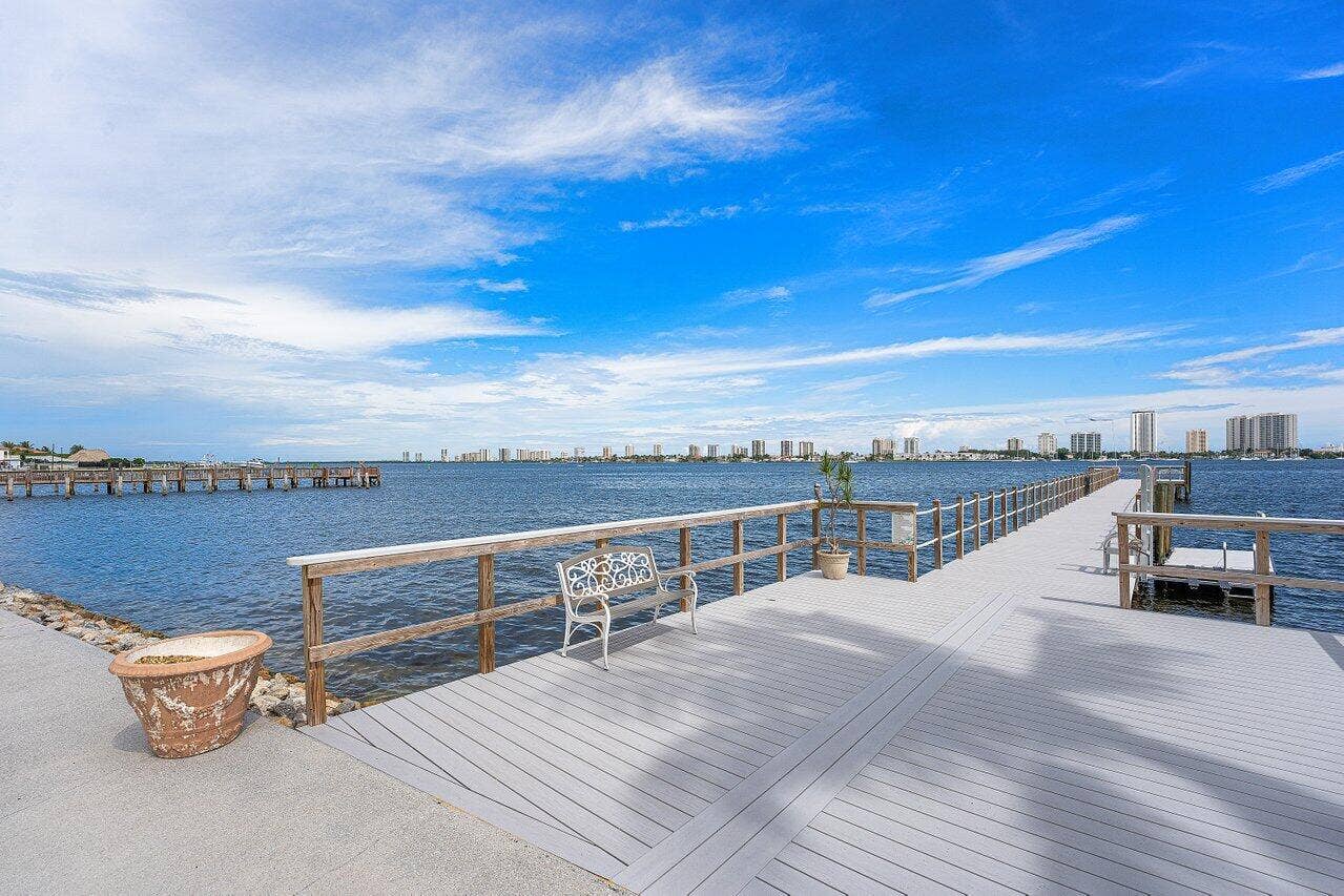 035-3040LakeShoreDrive-502-RivieraBeach-