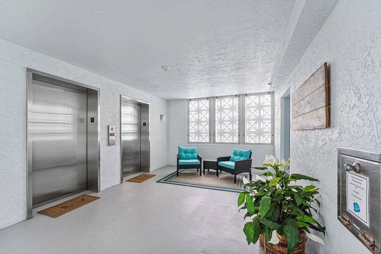 030-3040LakeShoreDrive-502-RivieraBeach-