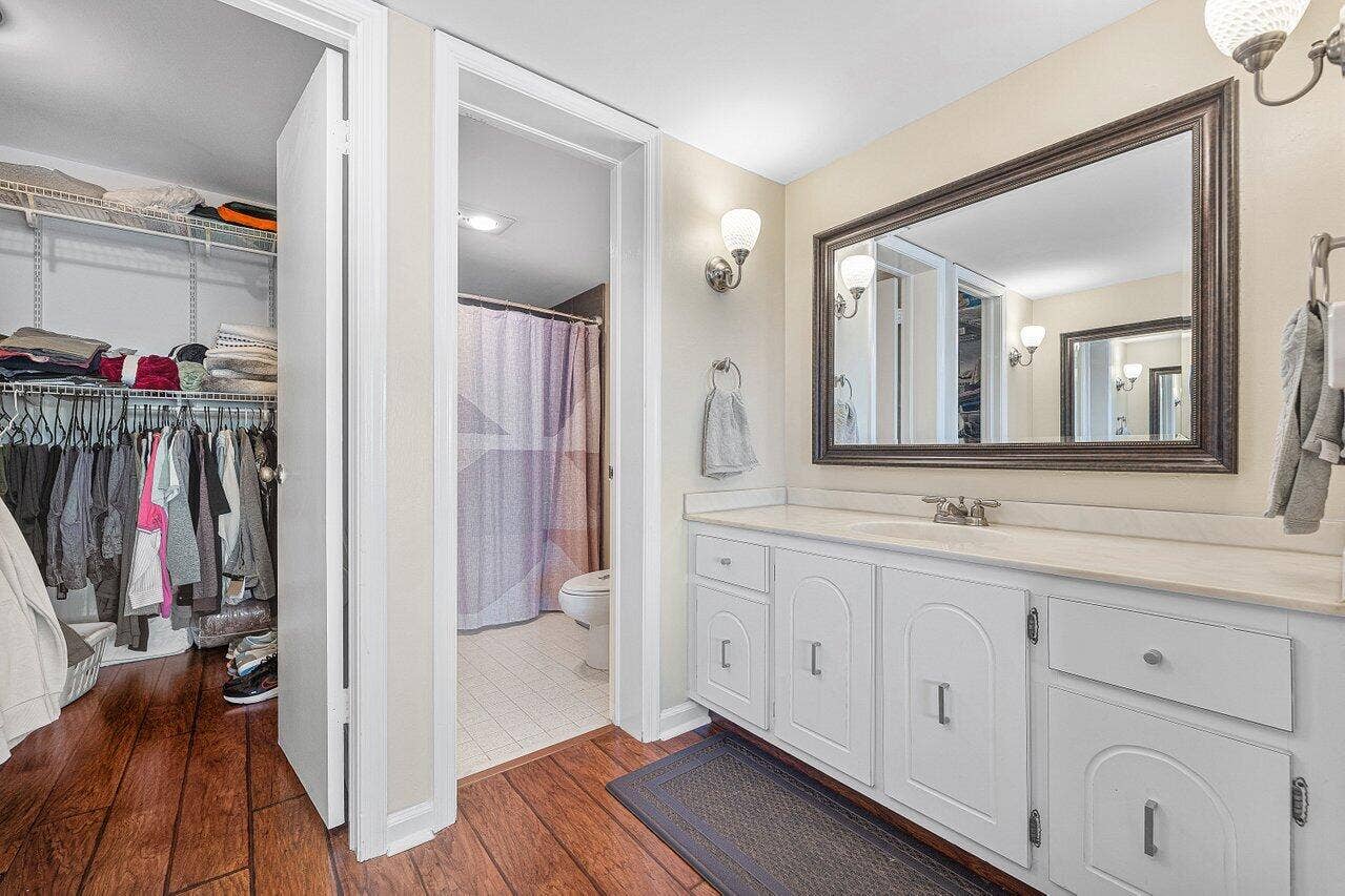 012-3040LakeShoreDrive-502-RivieraBeach-