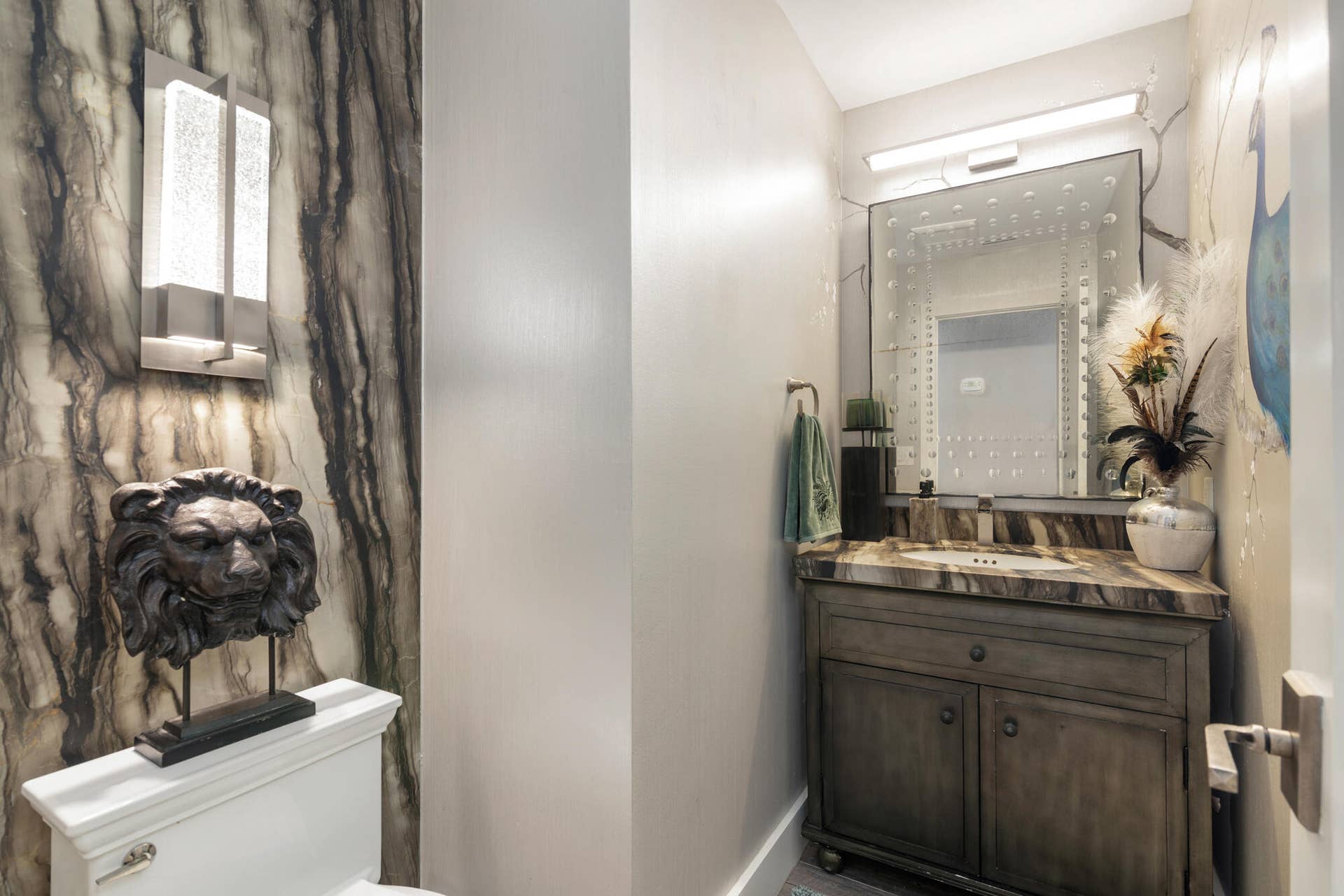 powder room