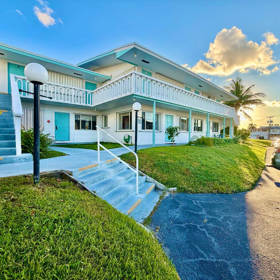 Property photo for 1980 Sunset Avenue, #9, Lake Worth Beach, FL