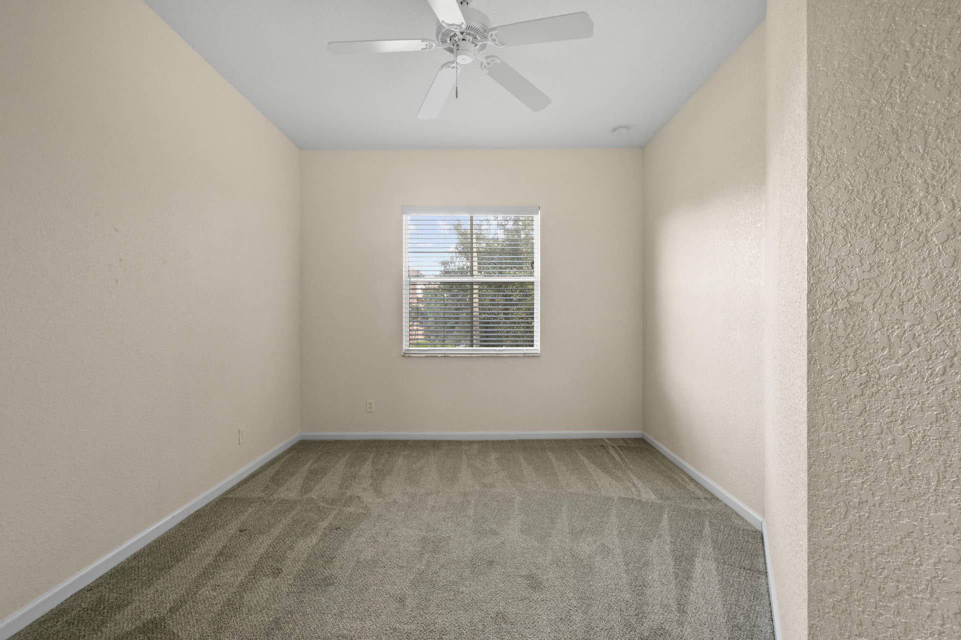 2912HiddenHillsRd#1202(37)