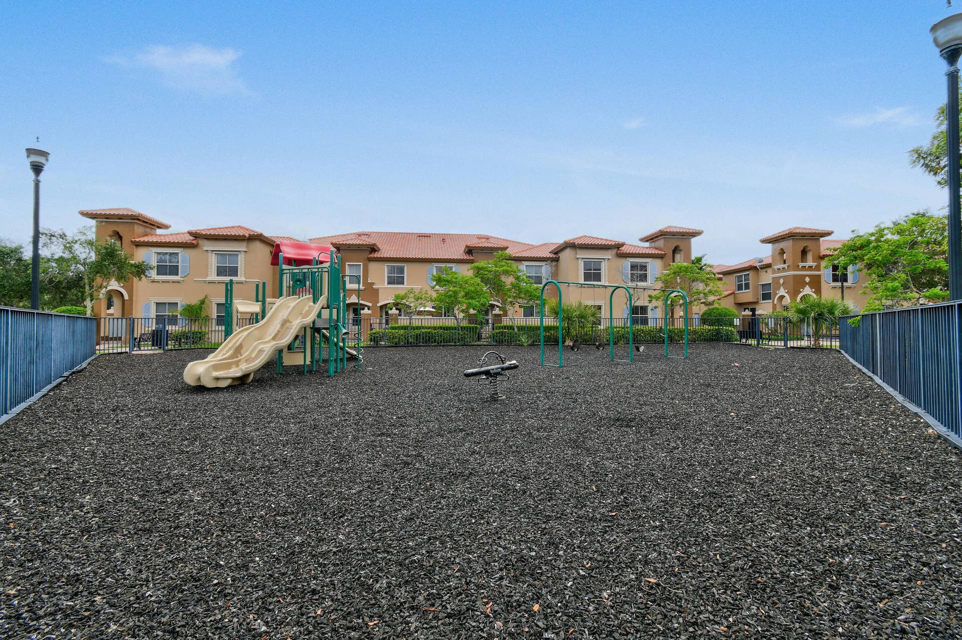 2912HiddenHillsRd#1202(49)