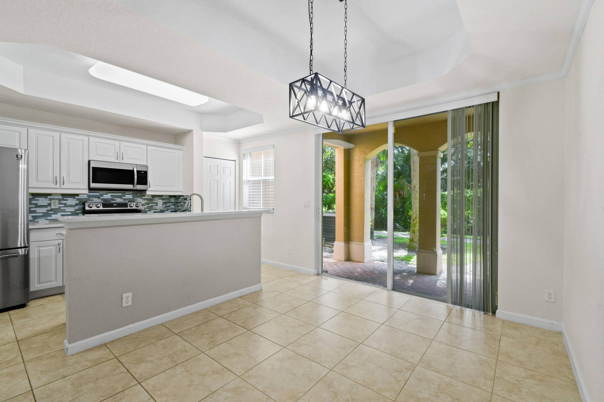 2912HiddenHillsRd#1202(18)