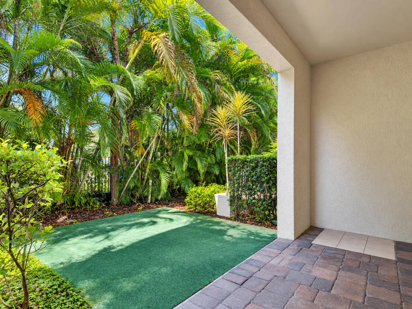 367 SE 1ST Drive, Deerfield Beach, FL 33441 AFP06622