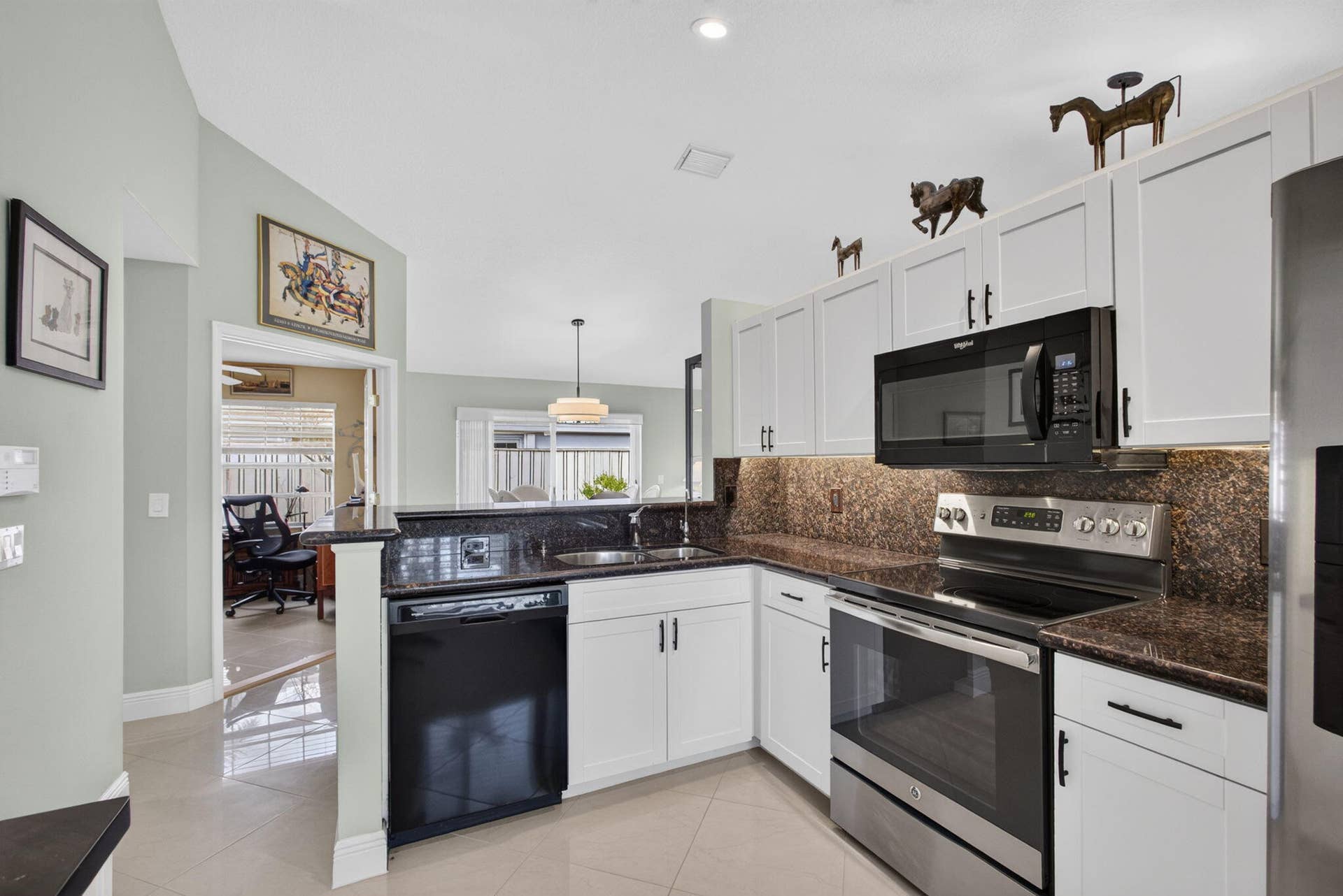 12 COMMODORE Place, Palm Beach Gardens, FL 33418 27-web-or-mls-5D1A3150