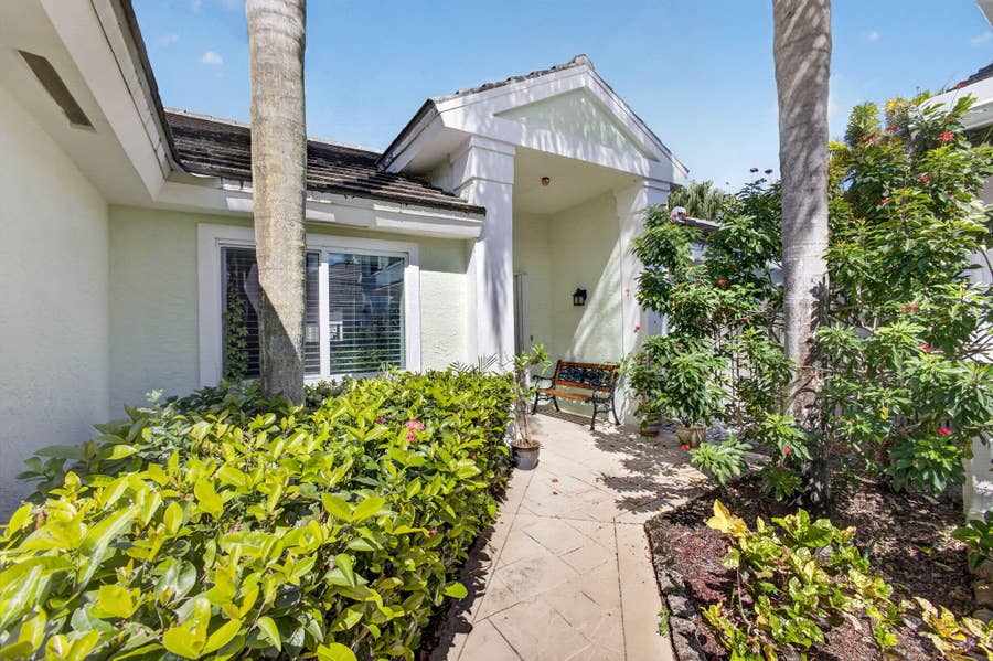 Property photo for 12 COMMODORE Place, Palm Beach Gardens, FL