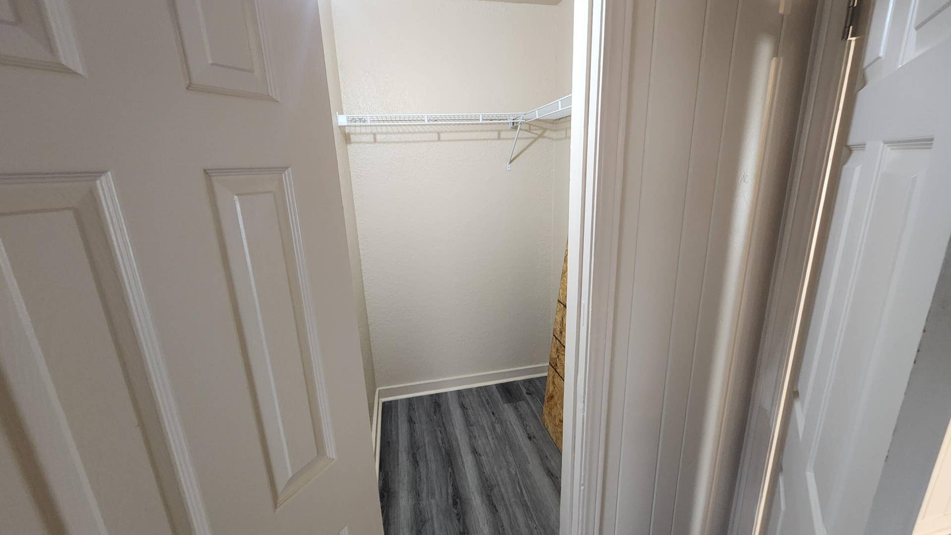 Bedroom walk in closet