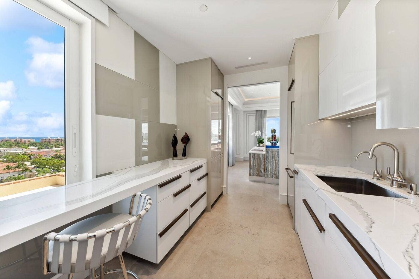 150 BRADLEY Place, #906, Palm Beach, Palm Beach, FL 33480 11_150BradleyPlace906_177003_Kitchen_Dou