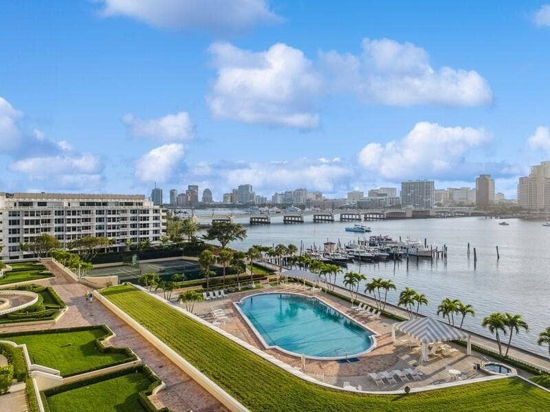 150 BRADLEY Place, #906, Palm Beach, Palm Beach, FL 33480 45_150BradleyPlace605_181014_AerialView_