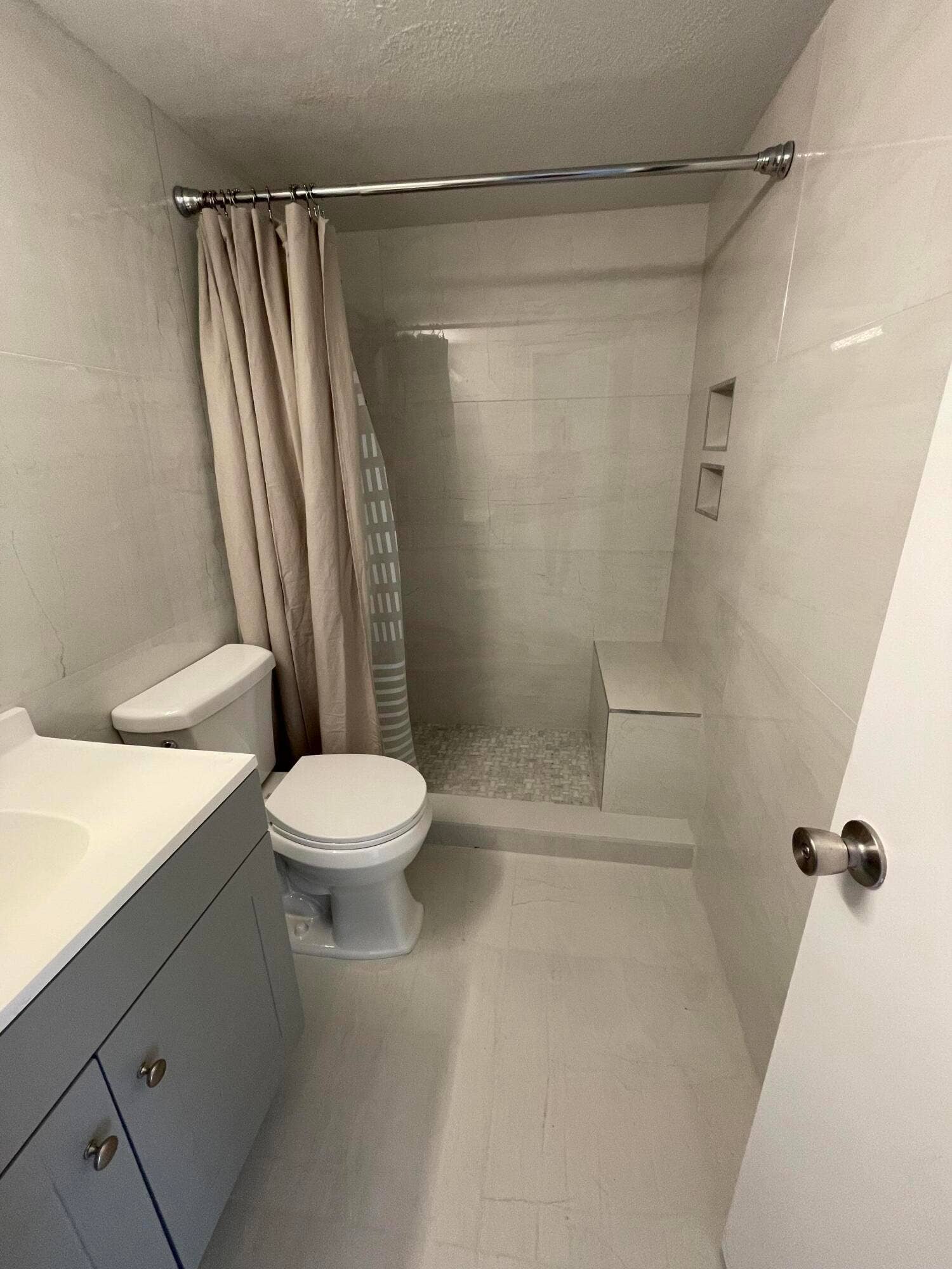 251 SHEFFIELD K, West Palm Beach, FL 33417 Bathroom