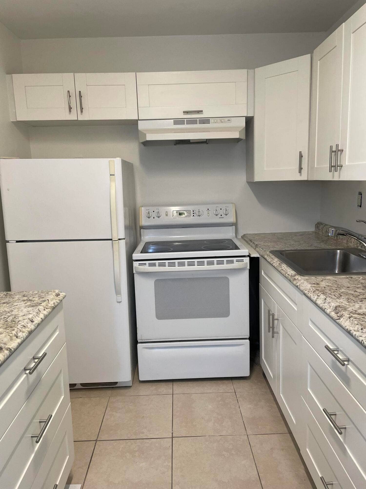 251 SHEFFIELD K, West Palm Beach, FL 33417 Kitchen